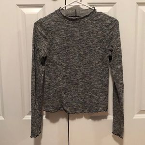 long sleeves high neck